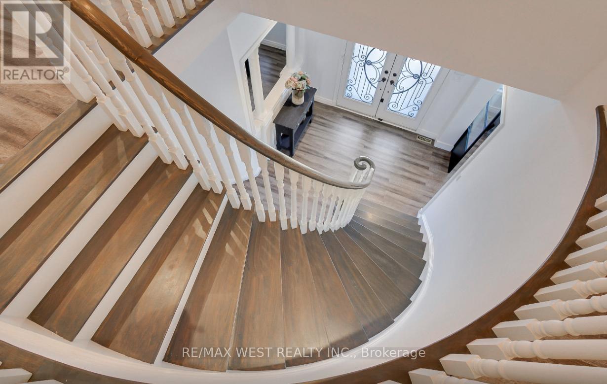 2 Sgotto Boulevard, Vaughan, Ontario  L4H 1X1 - Photo 30 - N12991754