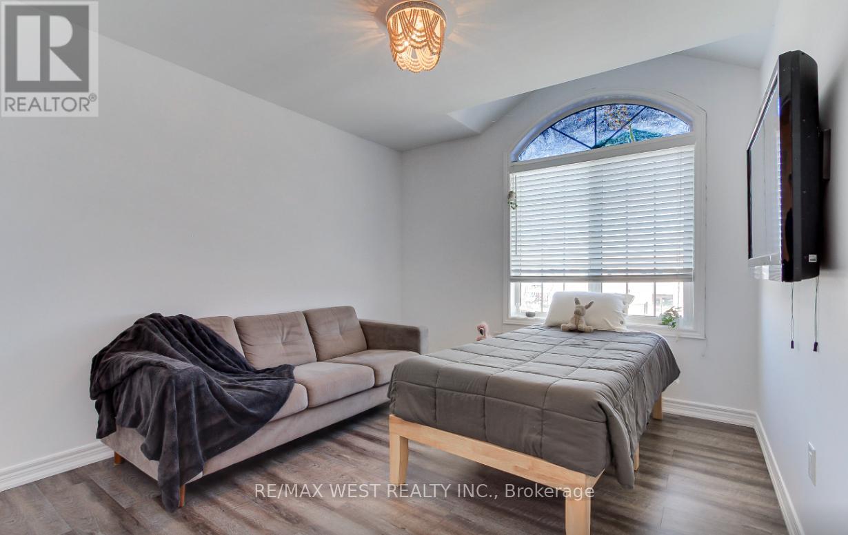 2 Sgotto Boulevard, Vaughan, Ontario  L4H 1X1 - Photo 38 - N12991754