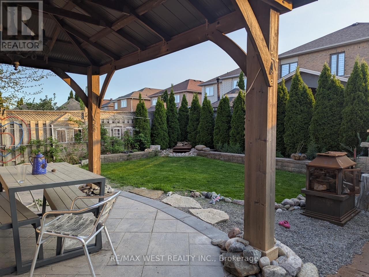 2 Sgotto Boulevard, Vaughan, Ontario  L4H 1X1 - Photo 48 - N12991754