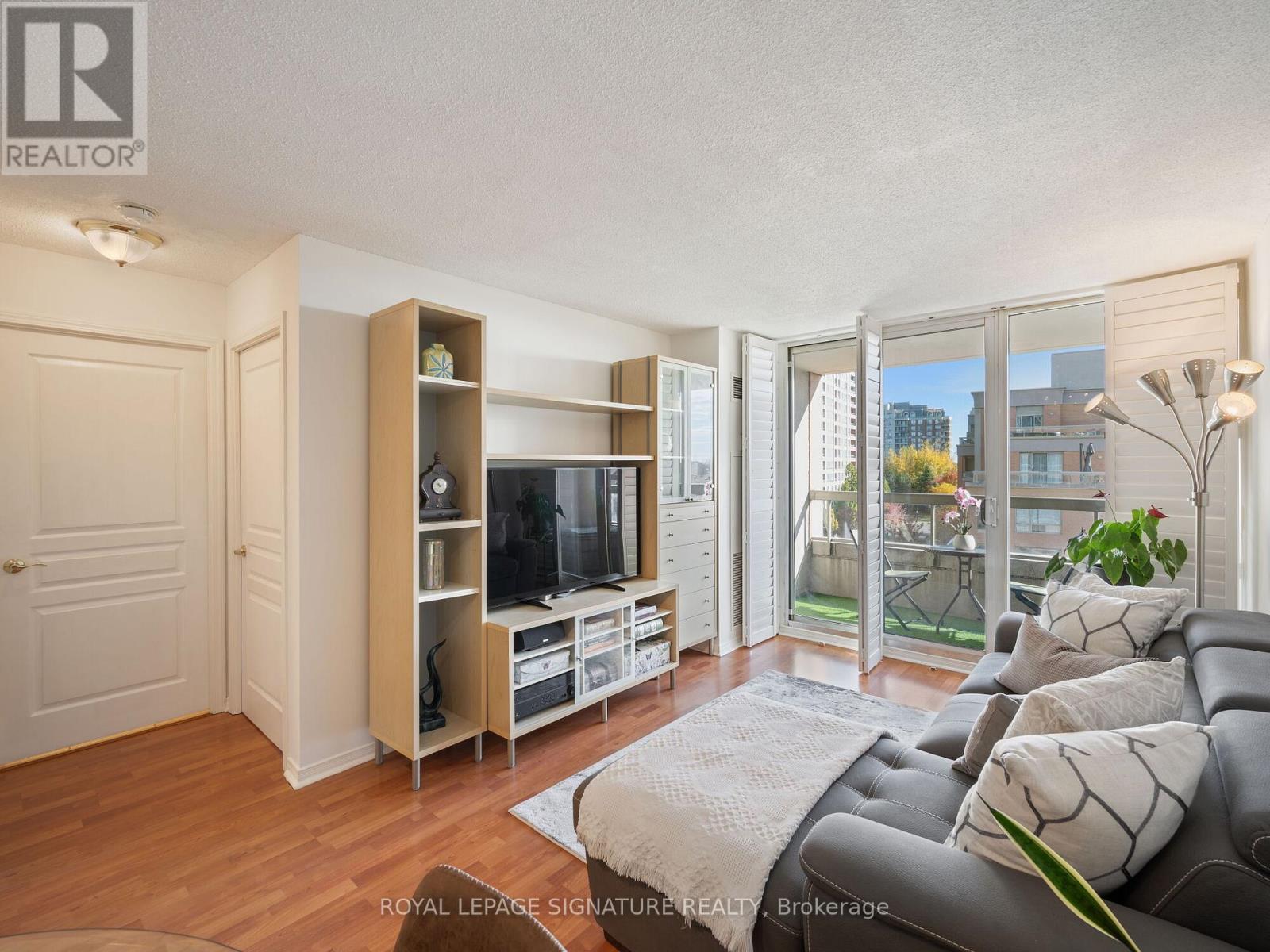 502 - 9 Northern Hts Drive, Richmond Hill, Ontario  L4B 4M5 - Photo 19 - N12991814