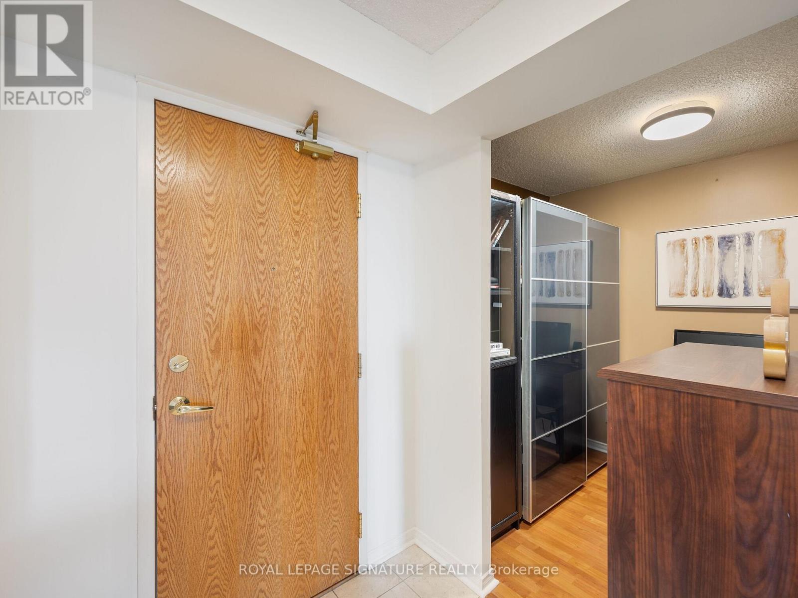 502 - 9 Northern Hts Drive, Richmond Hill, Ontario  L4B 4M5 - Photo 20 - N12991814