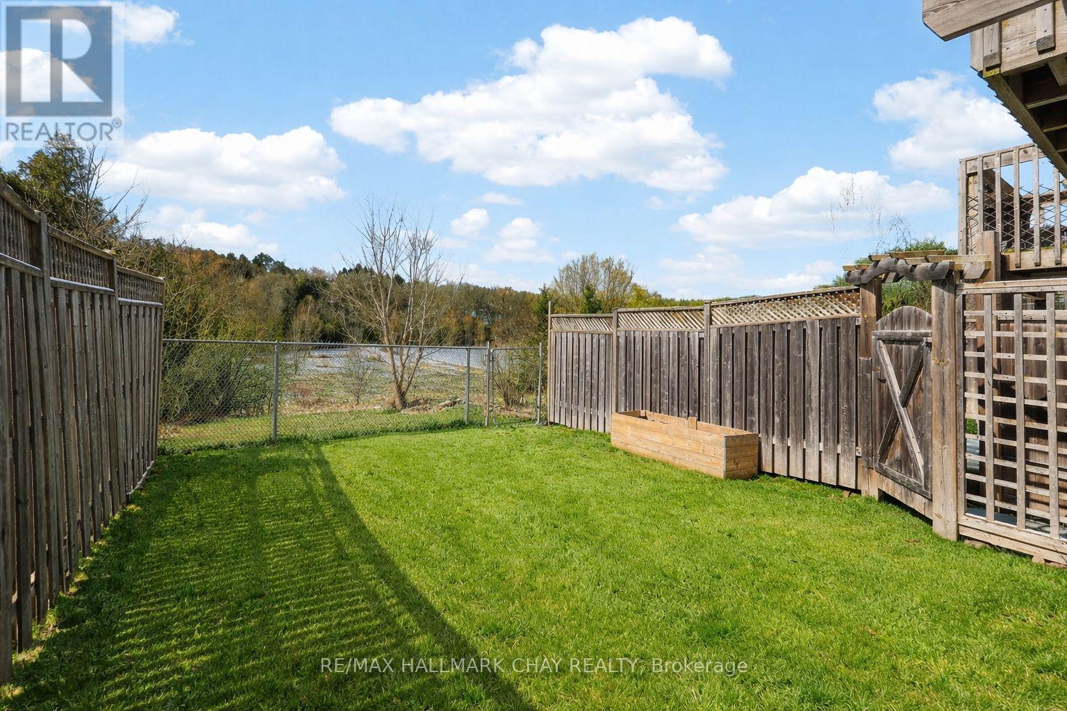 91 Hammill Heights, East Gwillimbury, Ontario  L0G 1M0 - Photo 4 - N12991874