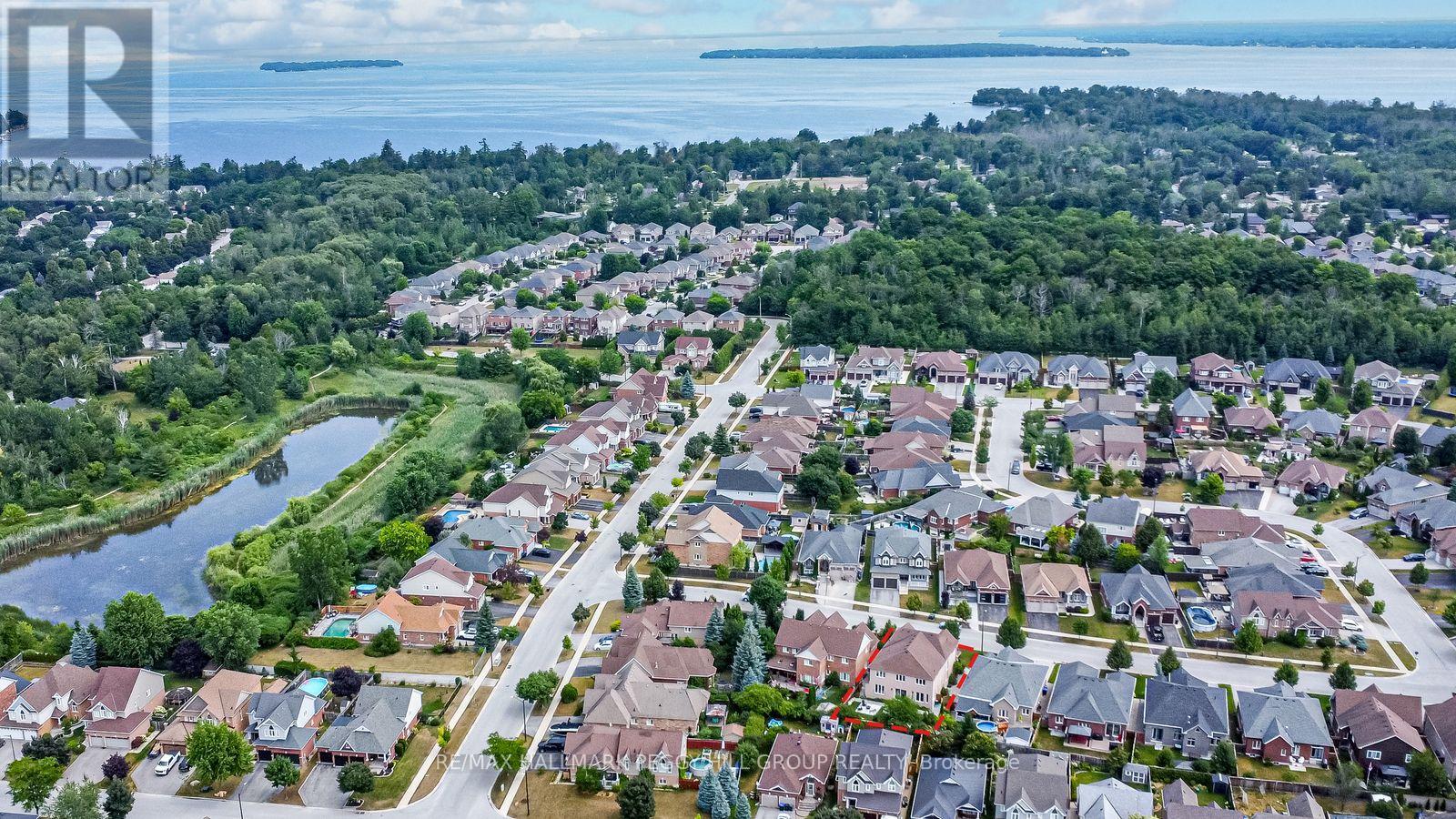 1746 Angus Street, Innisfil, Ontario  L9S 4X2 - Photo 2 - N12991886