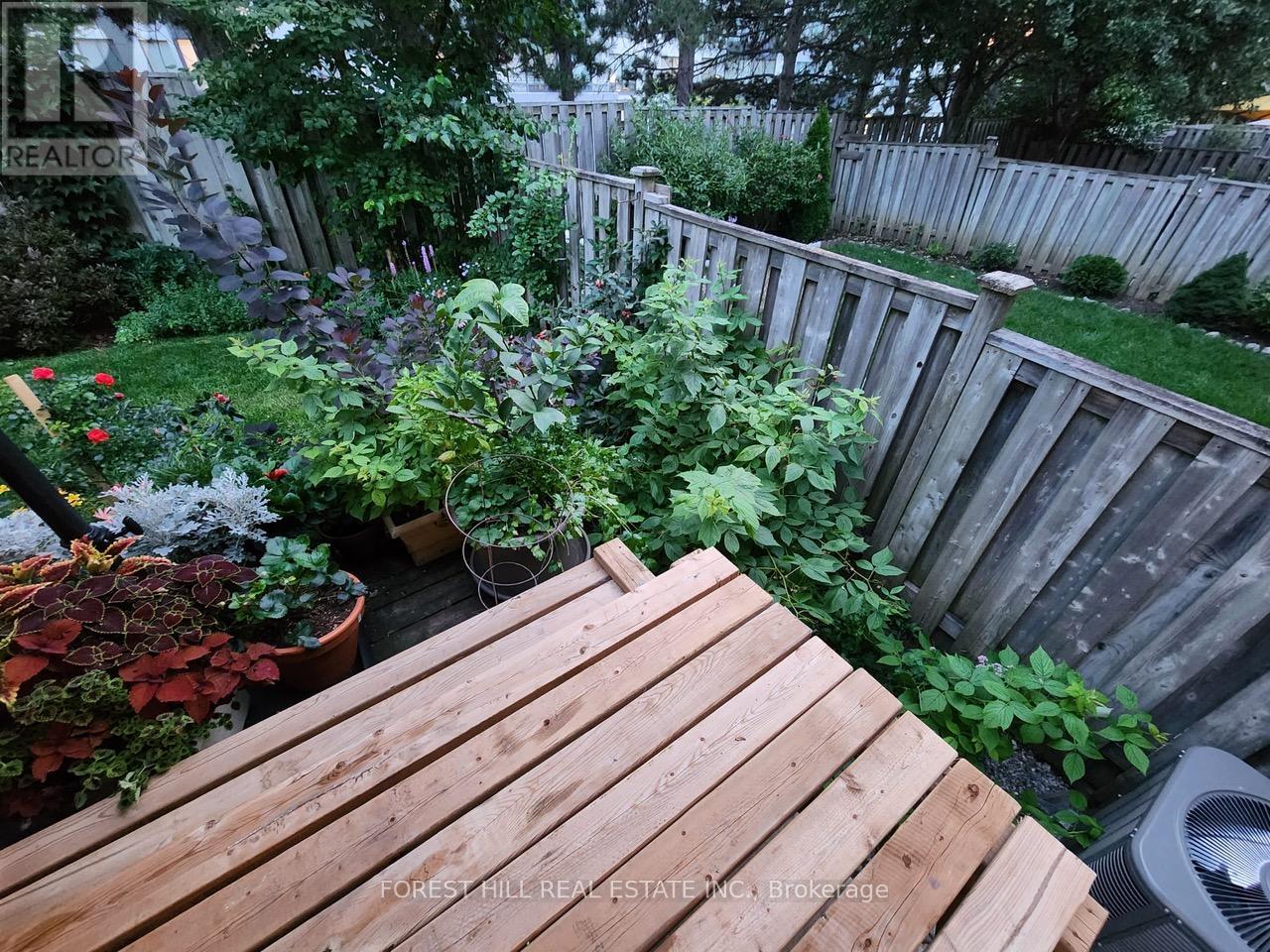 28 Lansbury Court, Vaughan, Ontario  L4J 5J9 - Photo 45 - N12991914