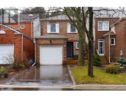 28 LANSBURY COURT, Vaughan, Ontario