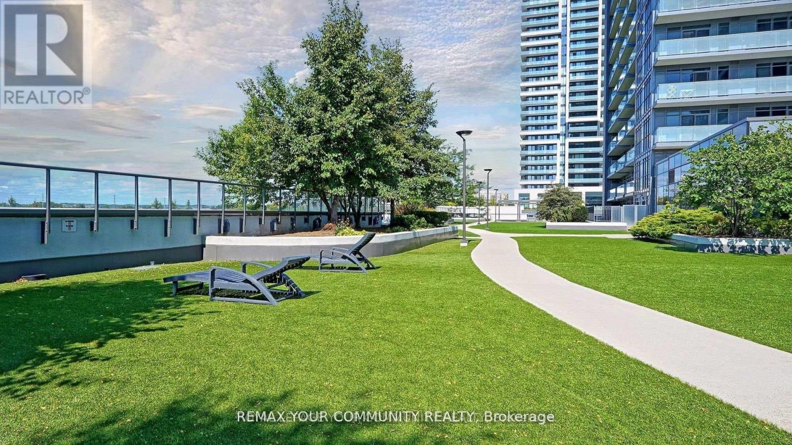 609 - 55 Oneida Crescent, Richmond Hill, Ontario  L4B 4T9 - Photo 21 - N12991926