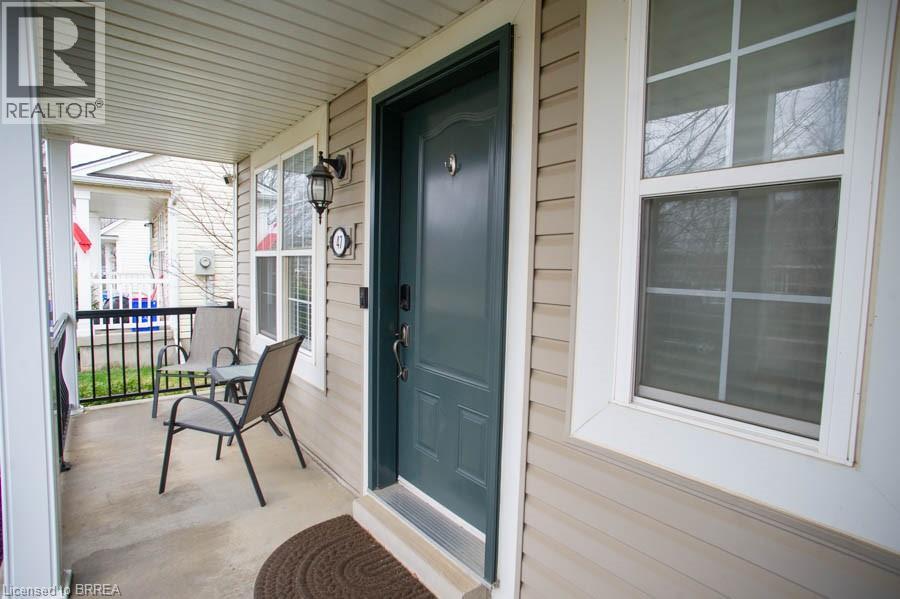 47 Stowe Terrace, Brantford, Ontario  N3T 6P2 - Photo 5 - 40819787