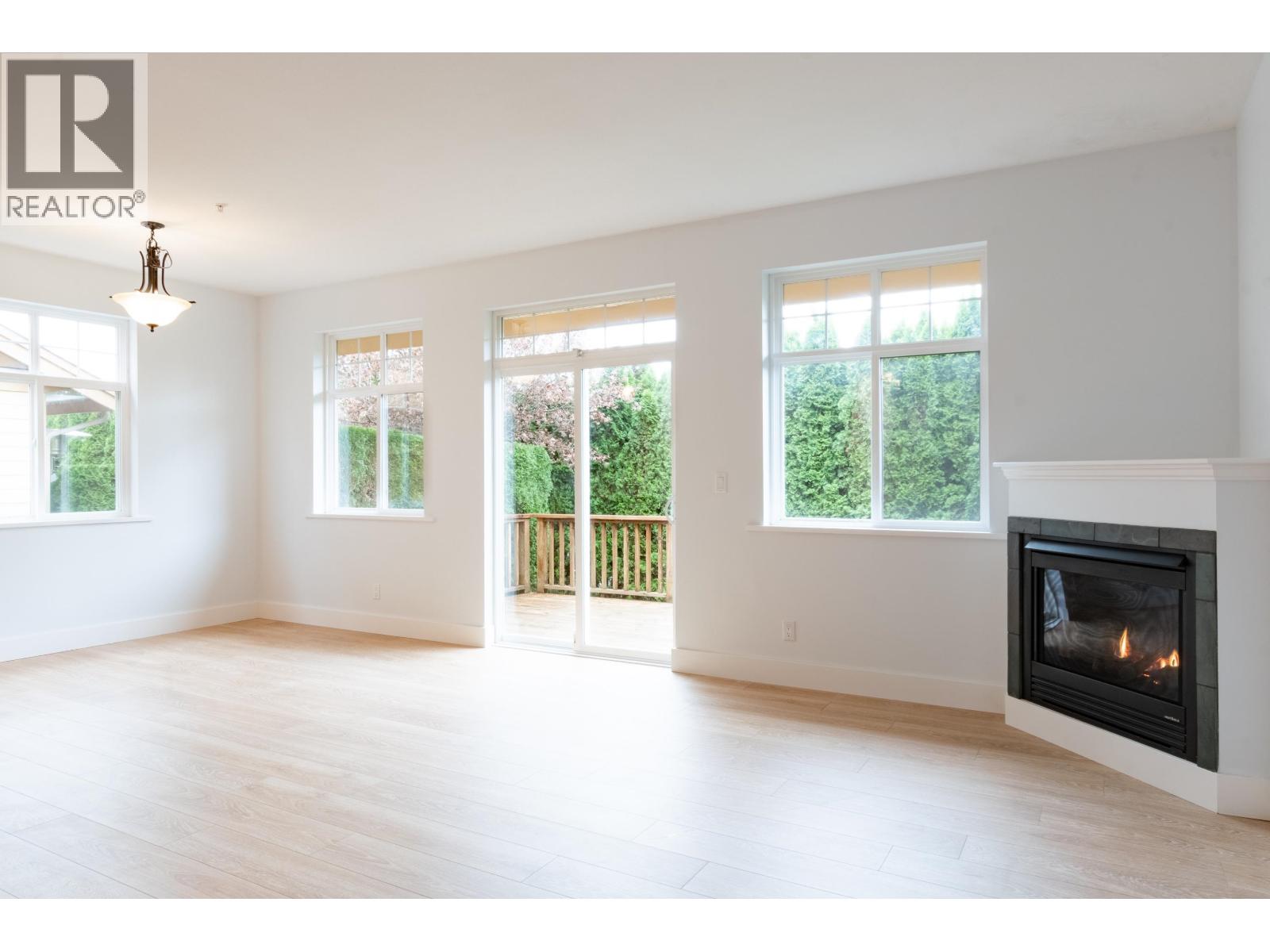 3 811 North Road, Gibsons, British Columbia  V0N 1V9 - Photo 9 - R3068772