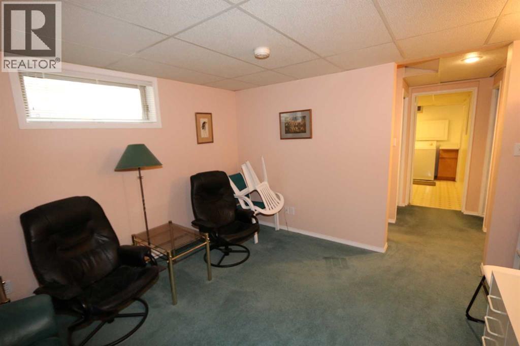 6719 Coach Hill Road Sw, Calgary, Alberta  T3H 1B7 - Photo 28 - A2298491