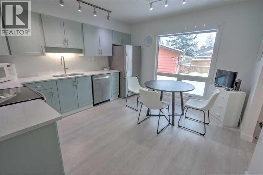 6719 Coach Hill Road Sw, Calgary, Alberta  T3H 1B7 - Photo 9 - A2298491