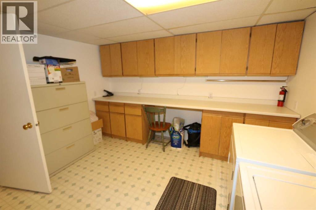 6719 Coach Hill Road Sw, Calgary, Alberta  T3H 1B7 - Photo 30 - A2298491