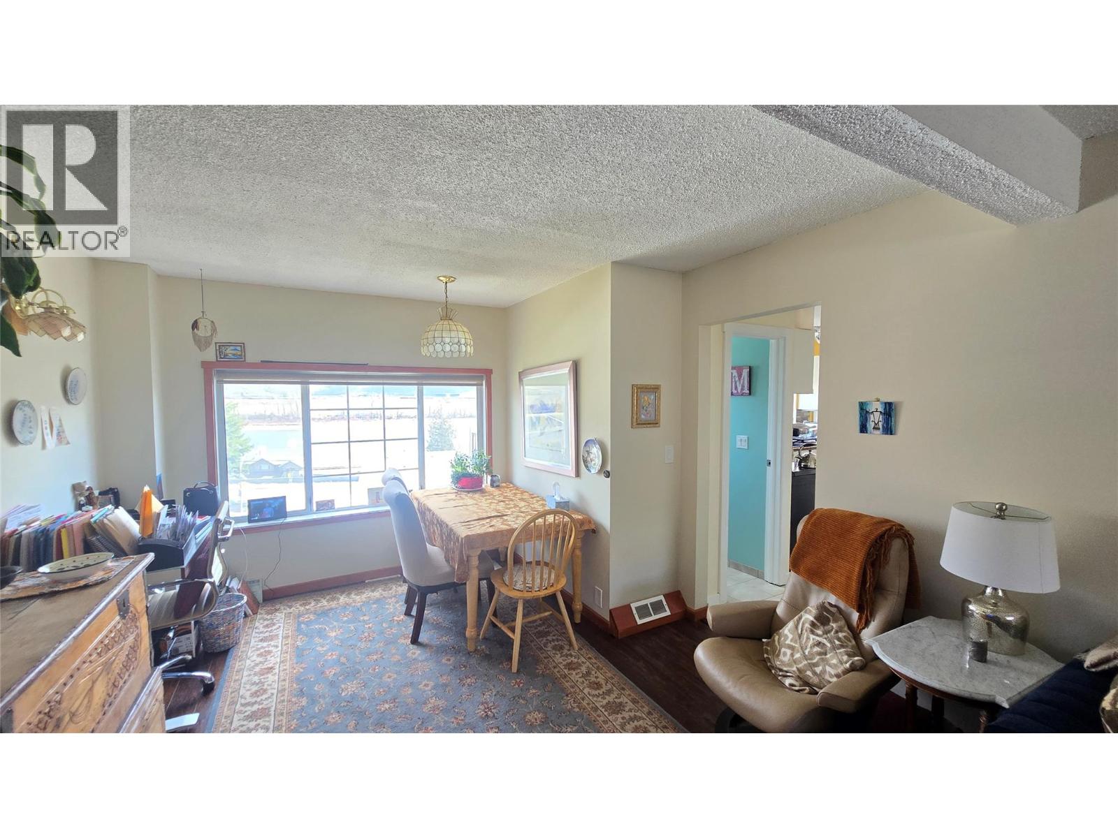 2191 Perryville Place, Kamloops, British Columbia  V2B 7Y1 - Photo 8 - 10382207