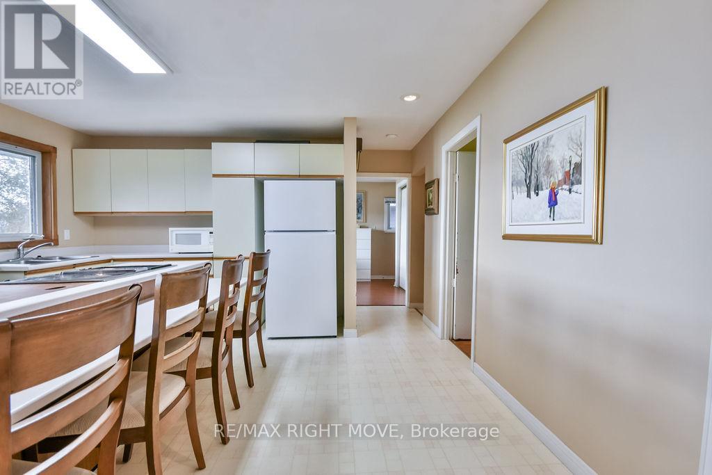 1467 Cunningham Crescent, Severn, Ontario  L3V 7E1 - Photo 11 - S12991660