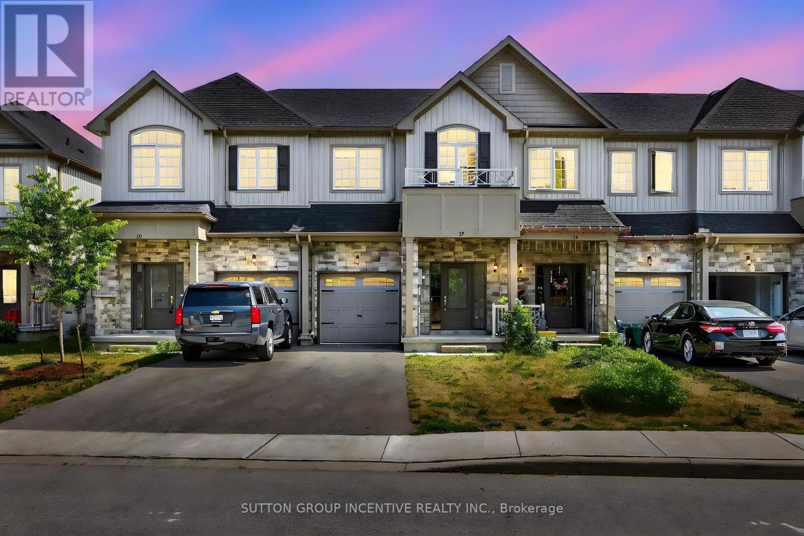 17 CHURCHLEA MEWS, Orillia, Ontario