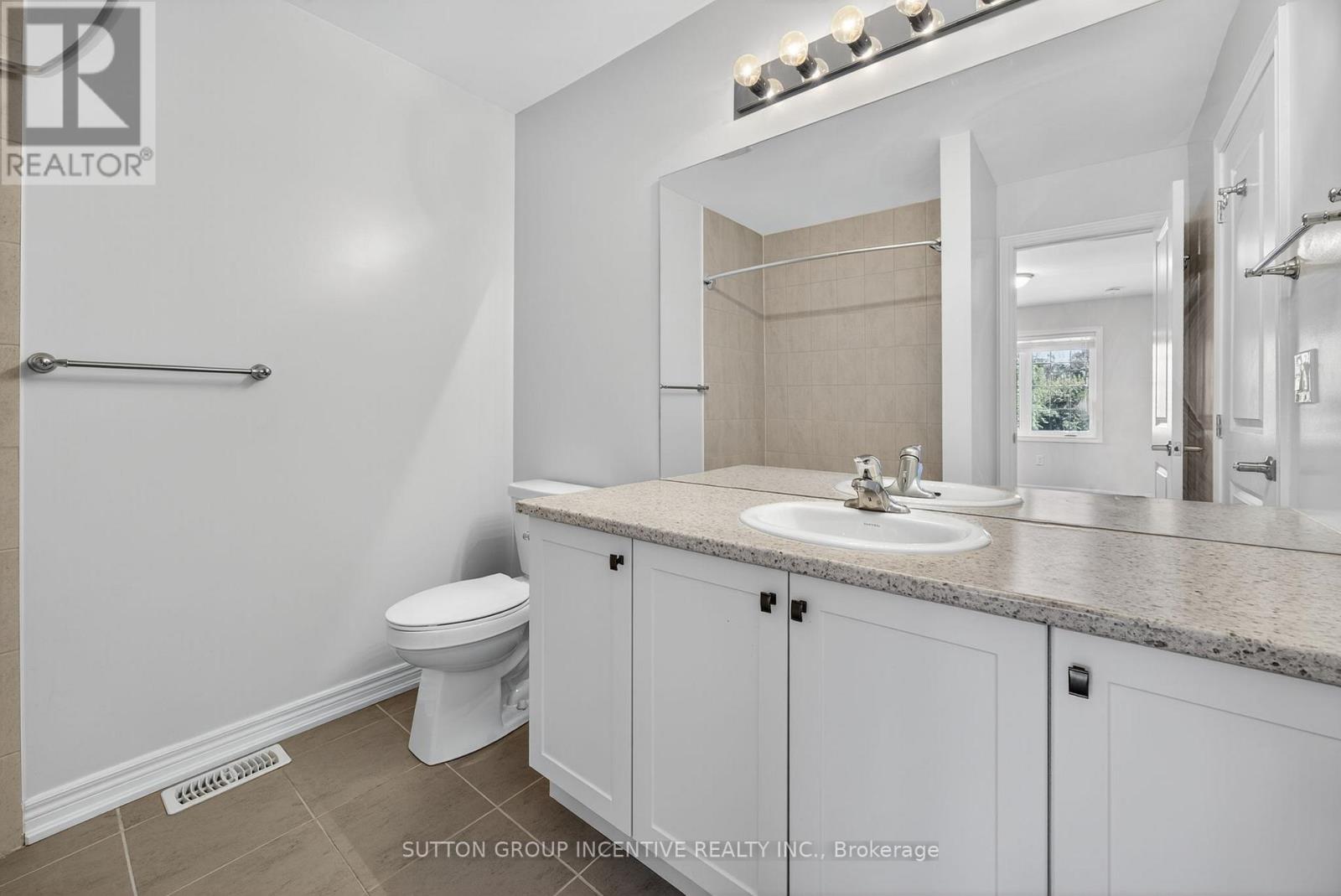 17 Churchlea Mews, Orillia, Ontario  L3V 8K9 - Photo 21 - S12991746