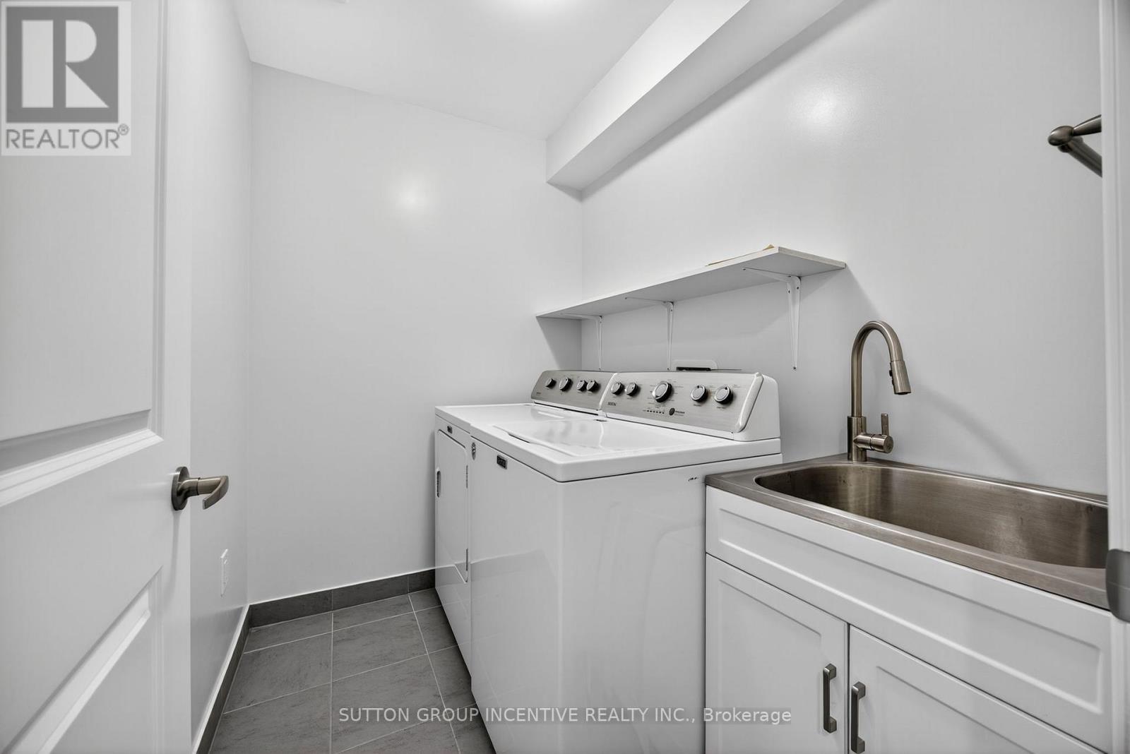 17 Churchlea Mews, Orillia, Ontario  L3V 8K9 - Photo 25 - S12991746