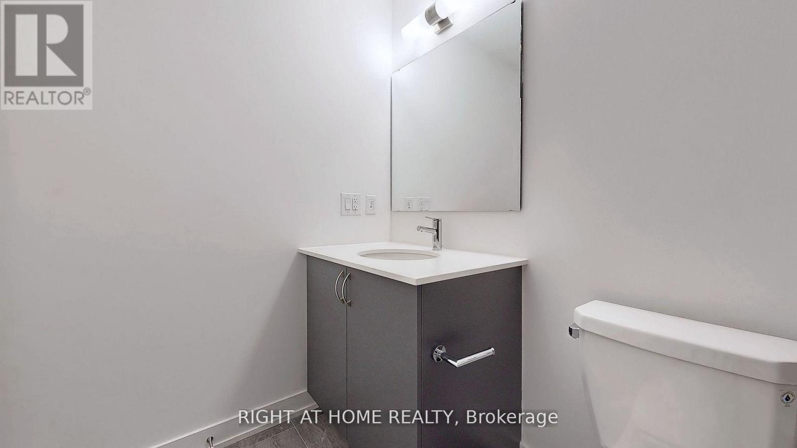 212 - 56 Lakeside Terrace, Barrie, Ontario  L4M 7B9 - Photo 11 - S12991862