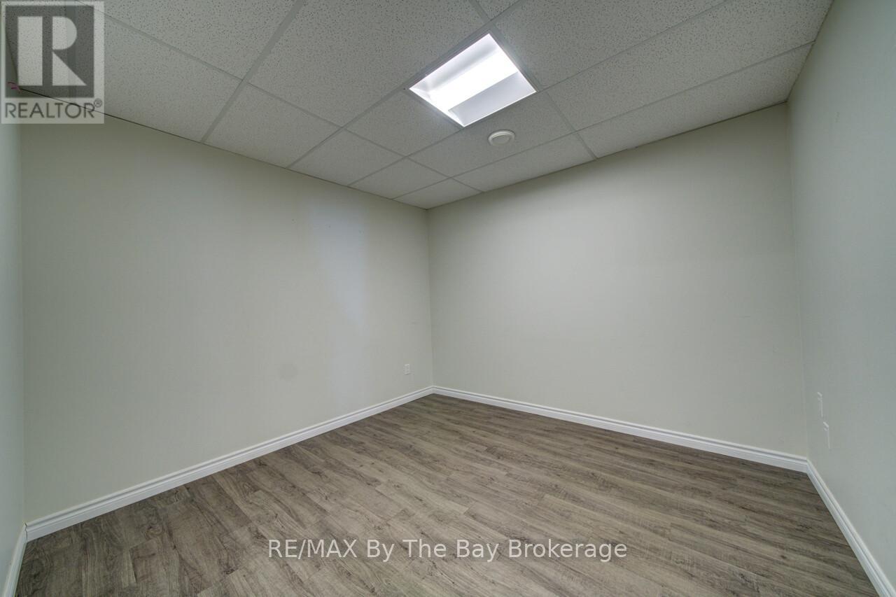 1367 Mosley Street, Wasaga Beach, Ontario  L9Z 2C5 - Photo 20 - S12981784