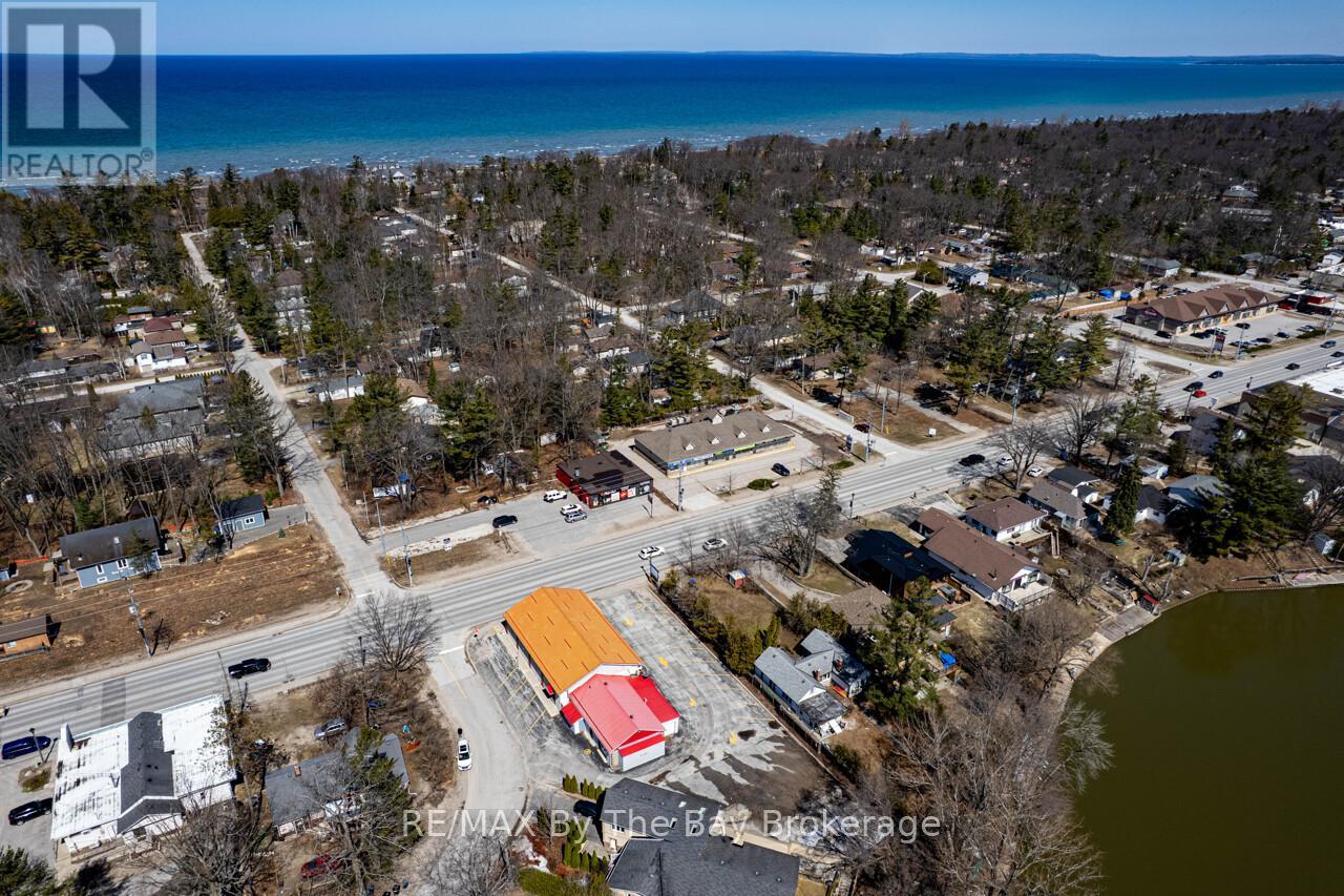 1367 Mosley Street, Wasaga Beach, Ontario  L9Z 2C5 - Photo 44 - S12981784
