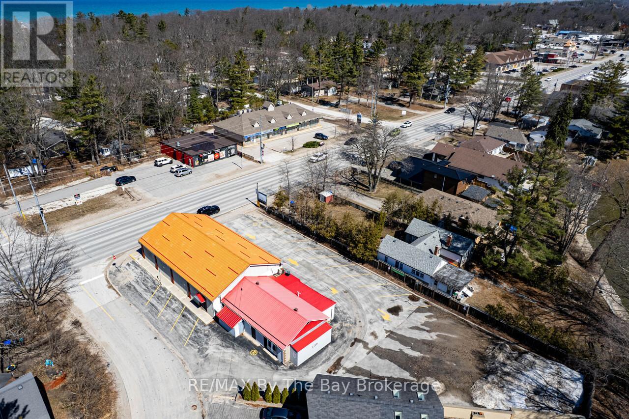 1367 Mosley Street, Wasaga Beach, Ontario  L9Z 2C5 - Photo 37 - S12981784