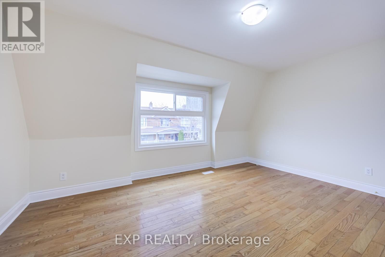 2nd Flr - 1255 Dufferin Street, Toronto, Ontario  M6H 4C2 - Photo 12 - W12991680