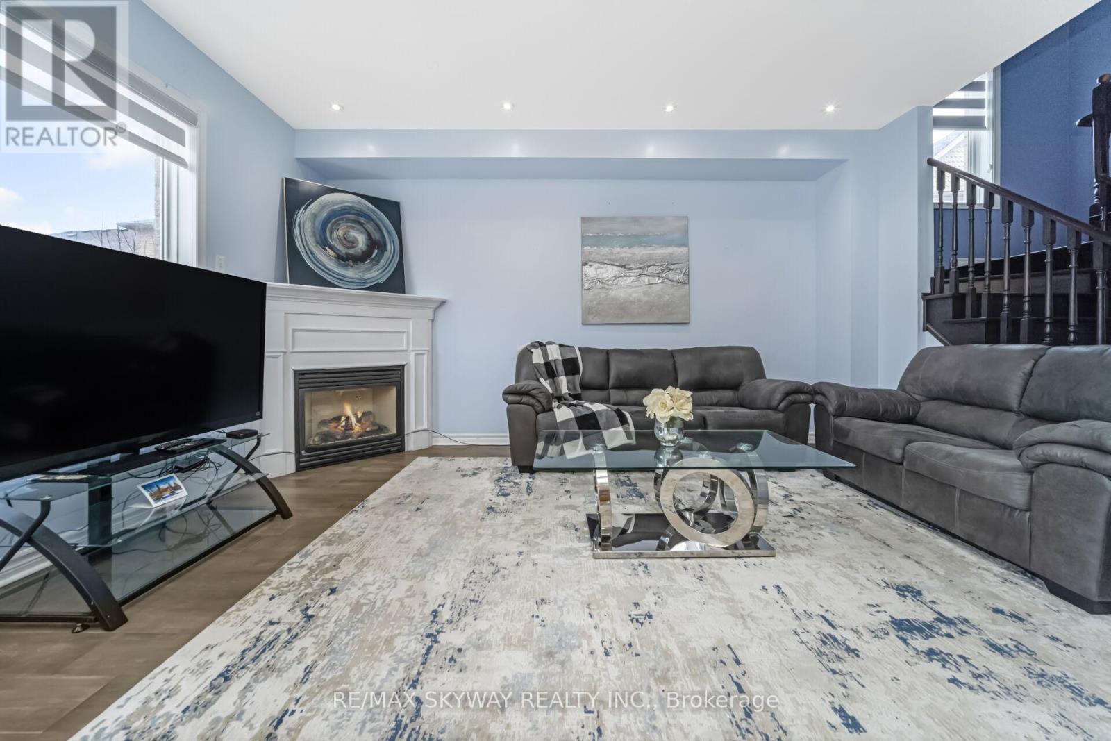 54 Sled Dog Road, Brampton, Ontario  L6R 0J7 - Photo 13 - W12991770