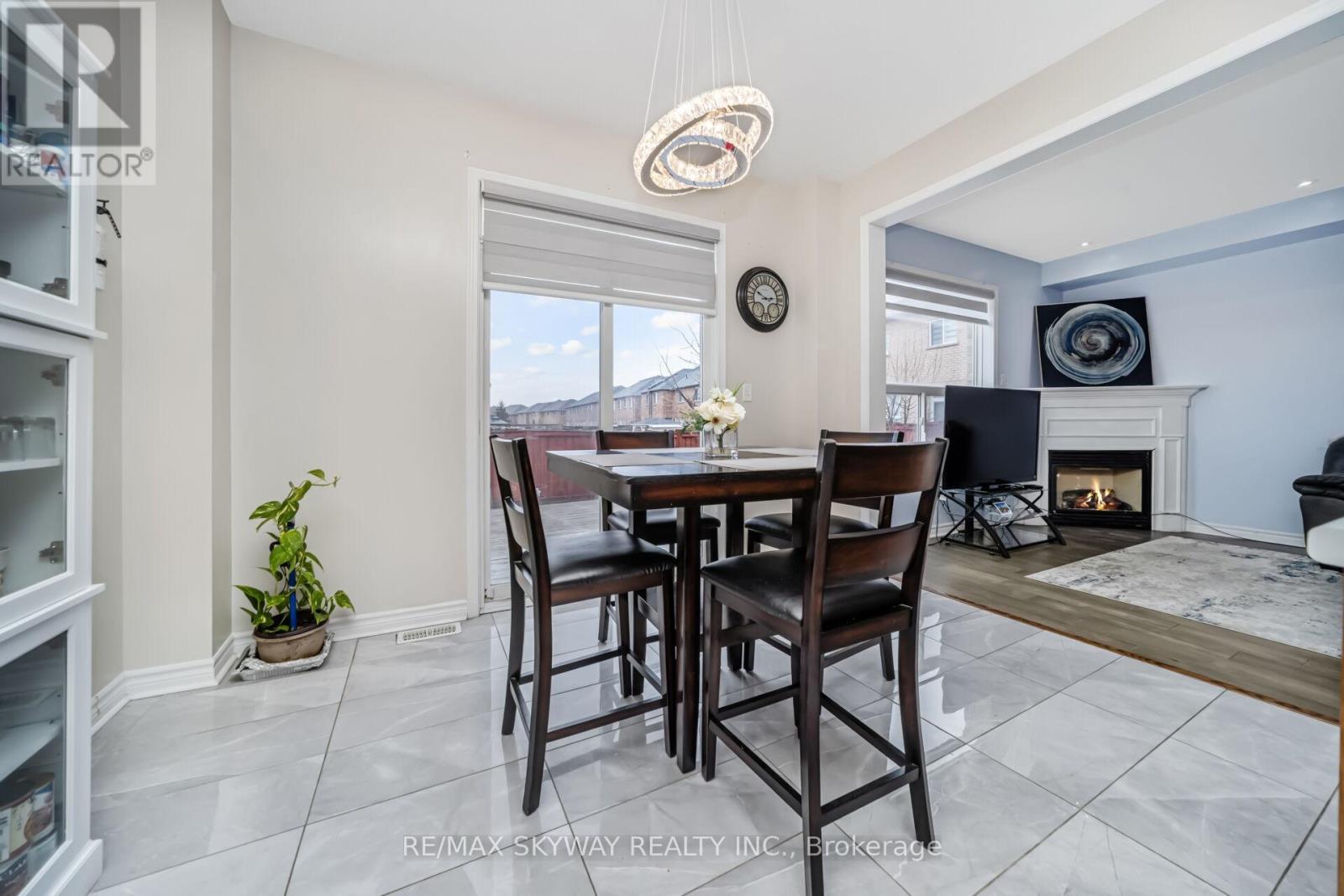 54 Sled Dog Road, Brampton, Ontario  L6R 0J7 - Photo 16 - W12991770