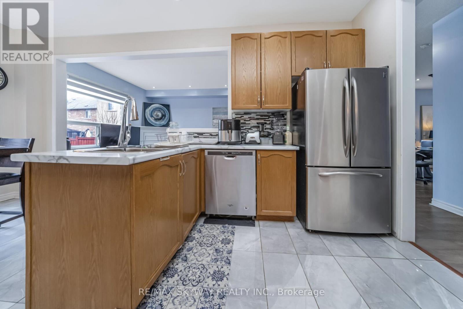 54 Sled Dog Road, Brampton, Ontario  L6R 0J7 - Photo 19 - W12991770