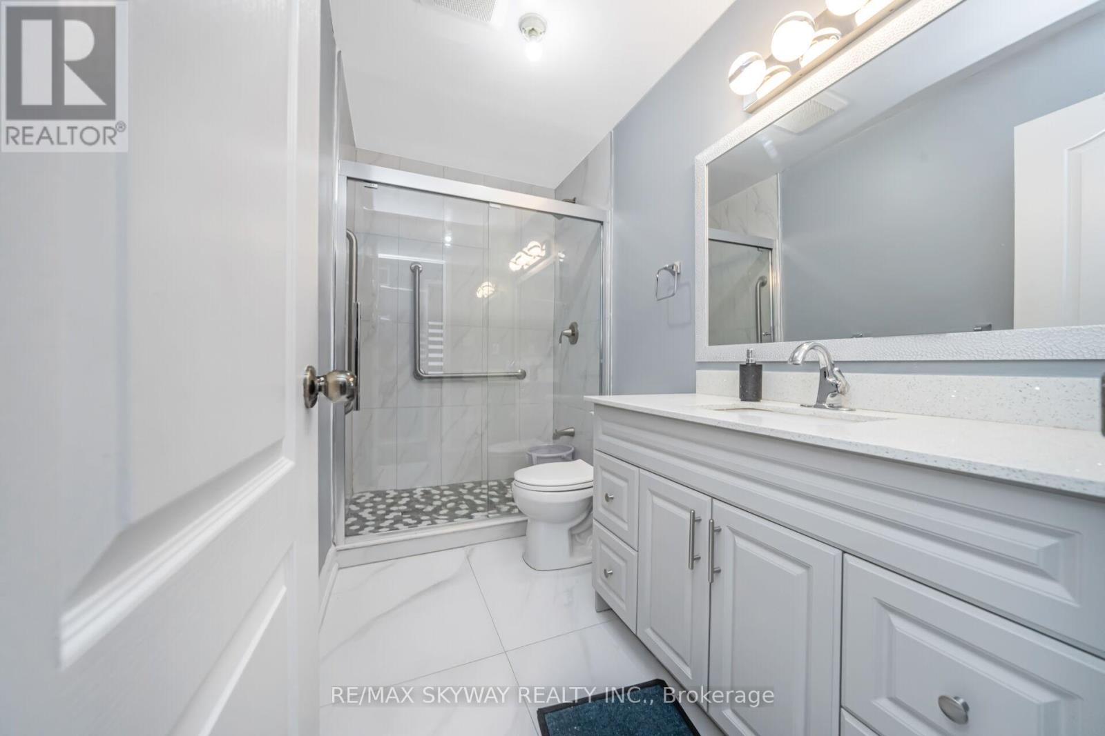 54 Sled Dog Road, Brampton, Ontario  L6R 0J7 - Photo 32 - W12991770