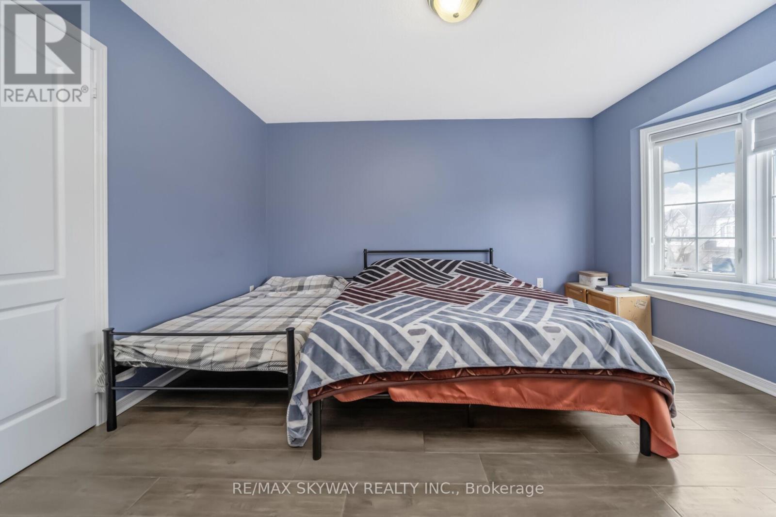 54 Sled Dog Road, Brampton, Ontario  L6R 0J7 - Photo 36 - W12991770