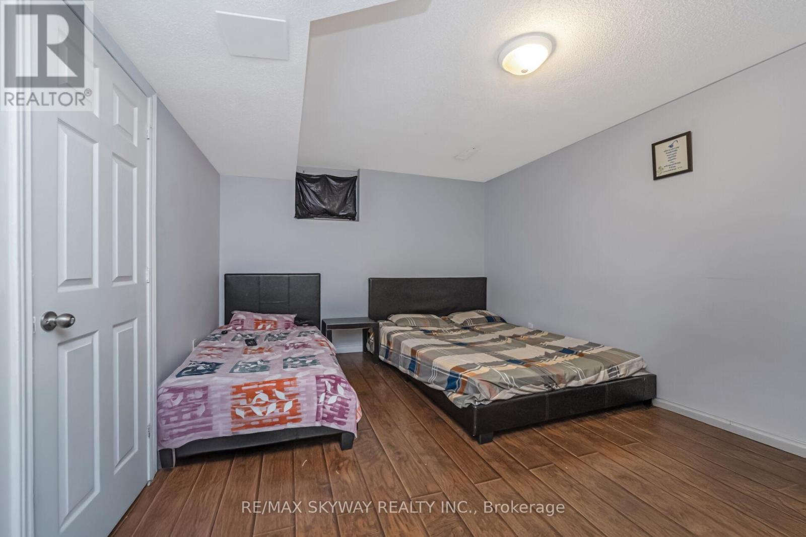 54 Sled Dog Road, Brampton, Ontario  L6R 0J7 - Photo 42 - W12991770