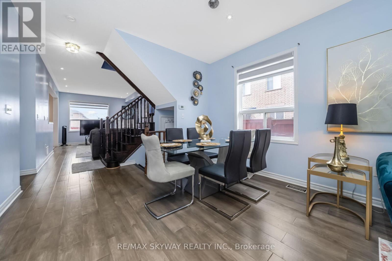 54 Sled Dog Road, Brampton, Ontario  L6R 0J7 - Photo 9 - W12991770