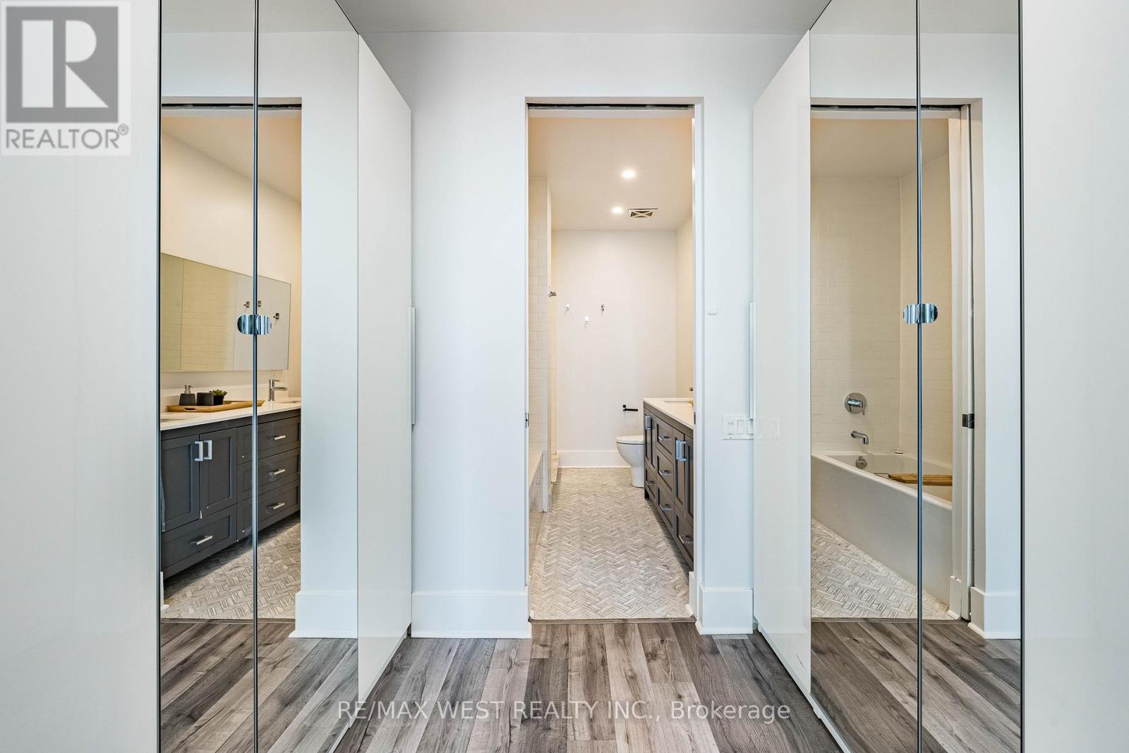 2906 - 103 The Queens Way, Toronto, Ontario  M6S 5B3 - Photo 15 - W12991796