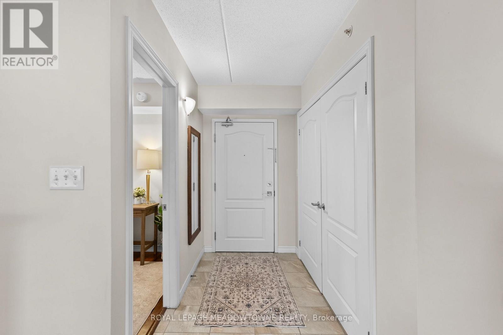 310 - 1470 Main Street E, Milton, Ontario  L9T 8W6 - Photo 3 - W12991852