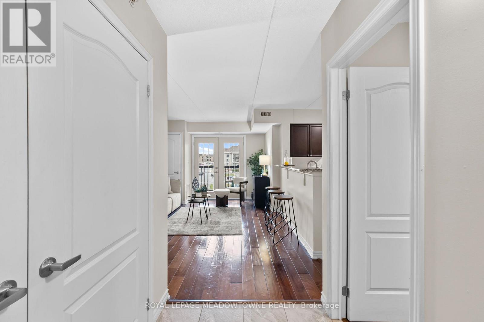 310 - 1470 Main Street E, Milton, Ontario  L9T 8W6 - Photo 4 - W12991852