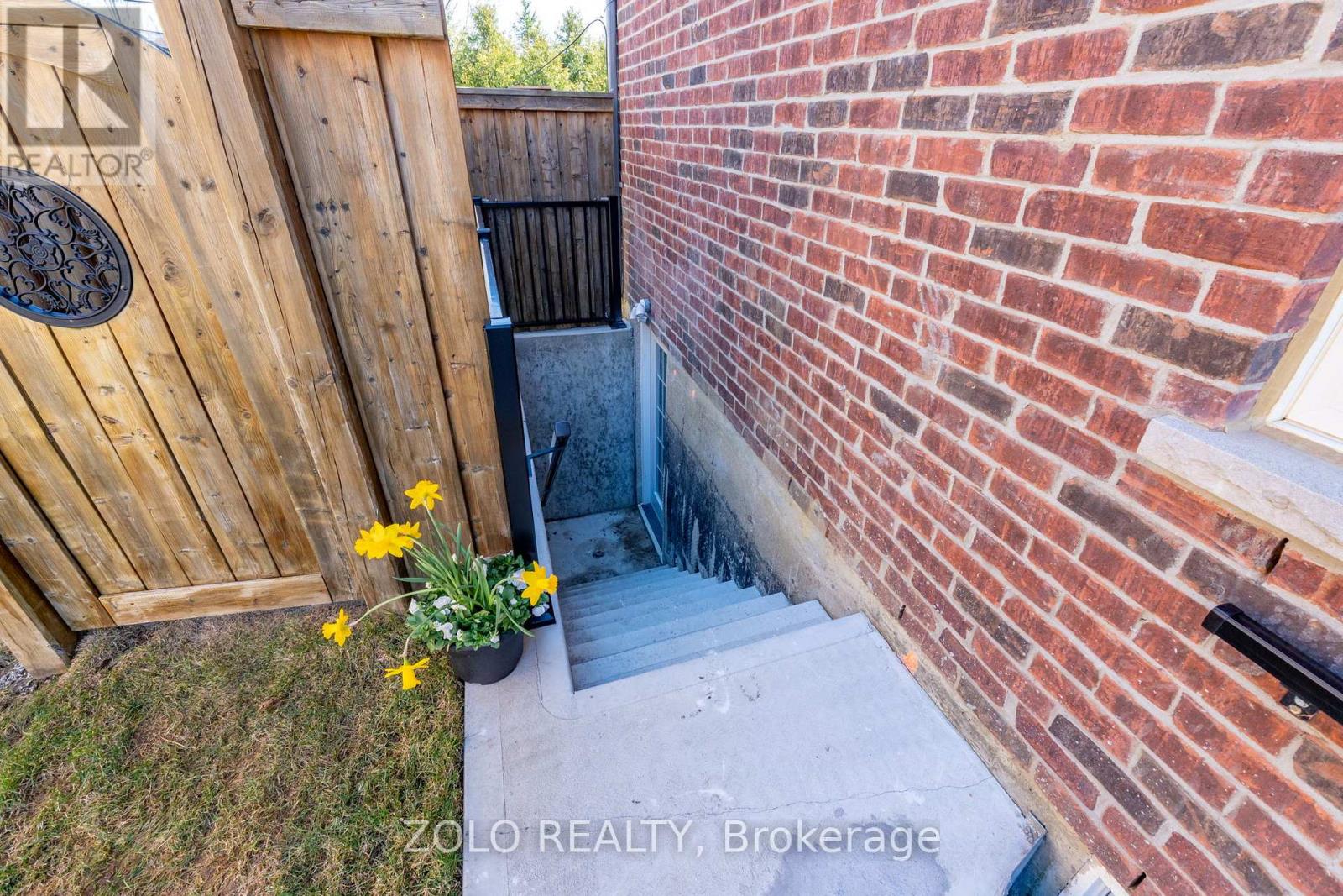 25 Twistleton Street, Caledon, Ontario  L7C 3V9 - Photo 30 - W12991940