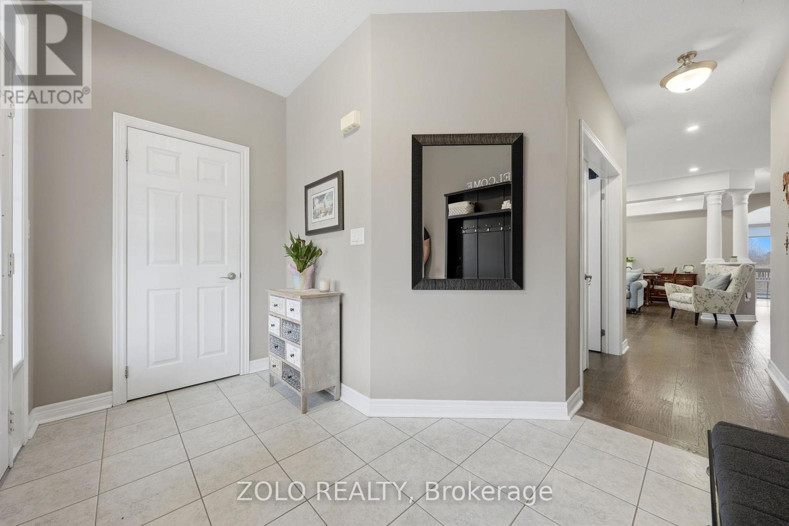 25 Twistleton Street, Caledon, Ontario  L7C 3V9 - Photo 4 - W12991940