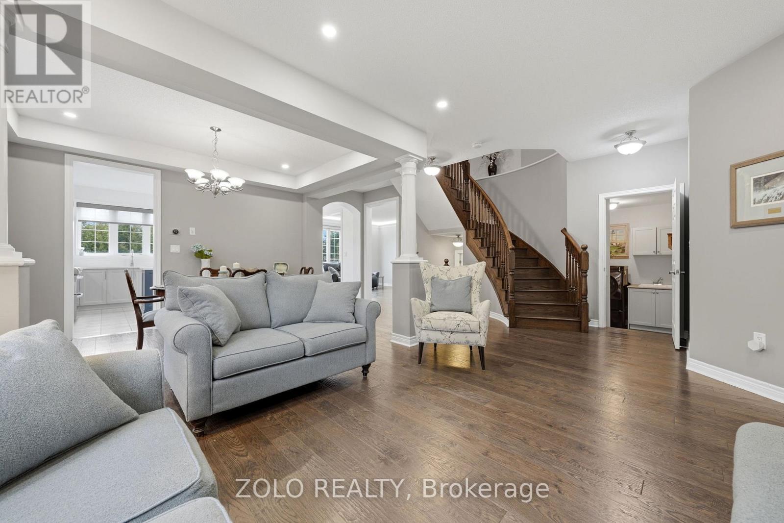 25 Twistleton Street, Caledon, Ontario  L7C 3V9 - Photo 8 - W12991940