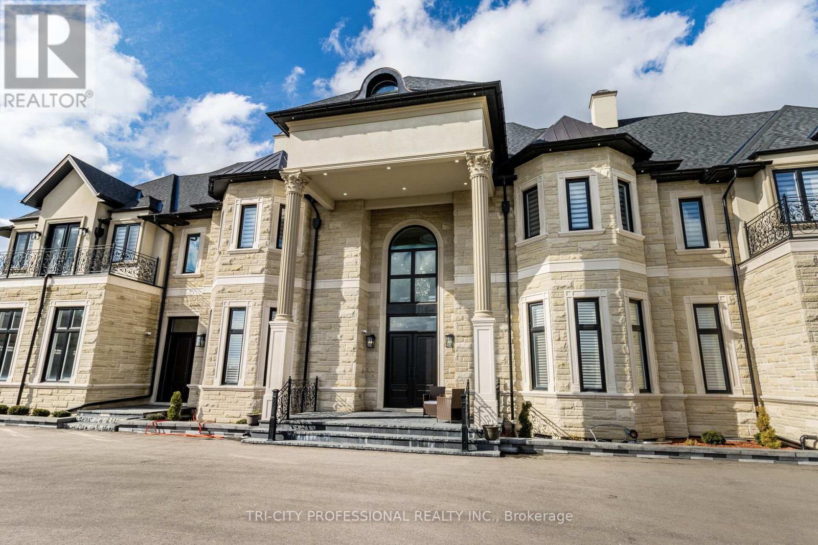 27 Morris Court, Brampton, Ontario  L6P 0G7 - Photo 10 - W12991948