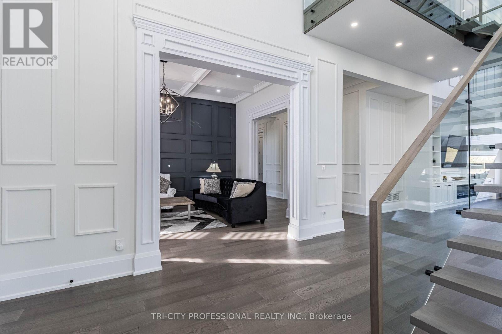 27 Morris Court, Brampton, Ontario  L6P 0G7 - Photo 17 - W12991948