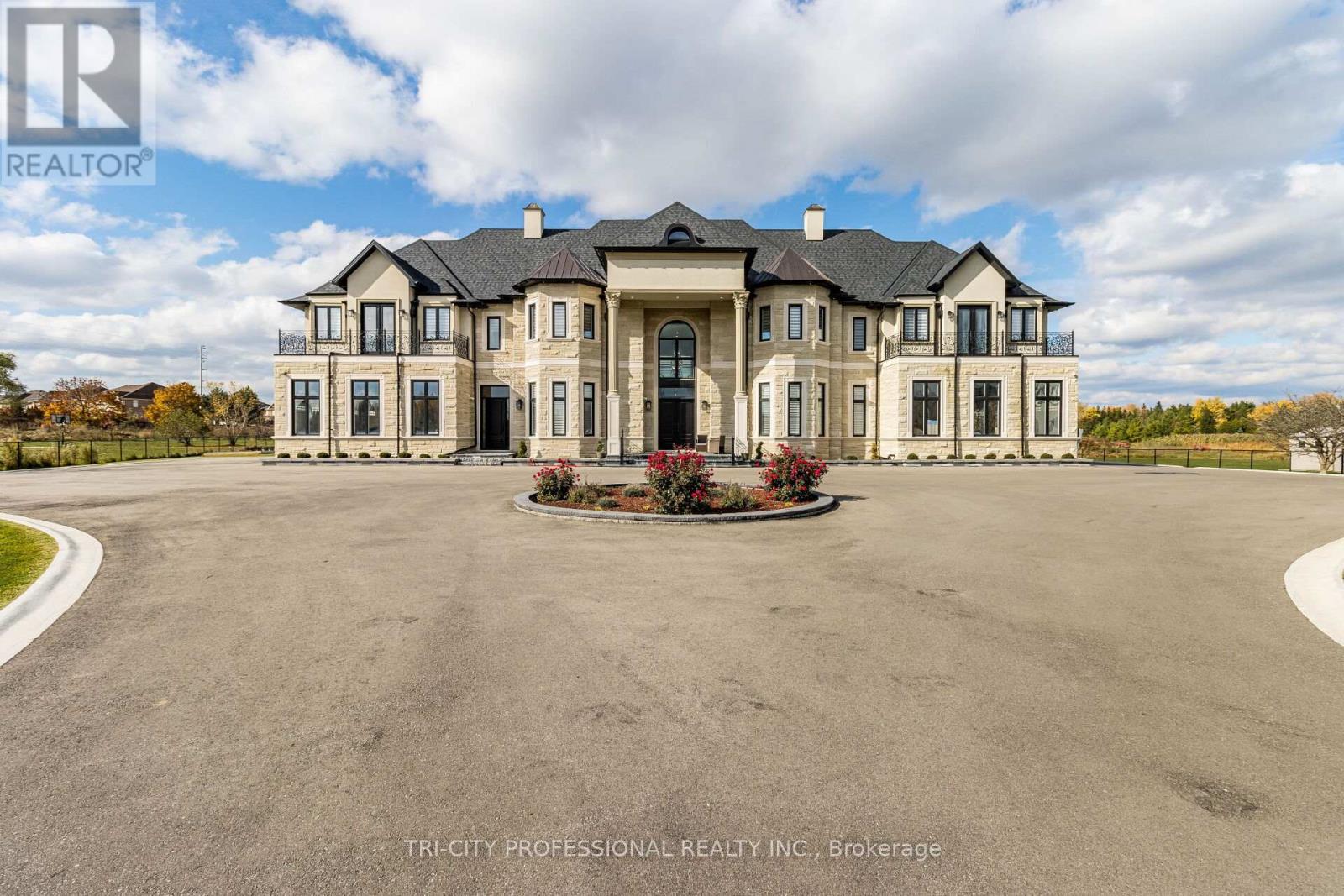 27 Morris Court, Brampton, Ontario  L6P 0G7 - Photo 3 - W12991948