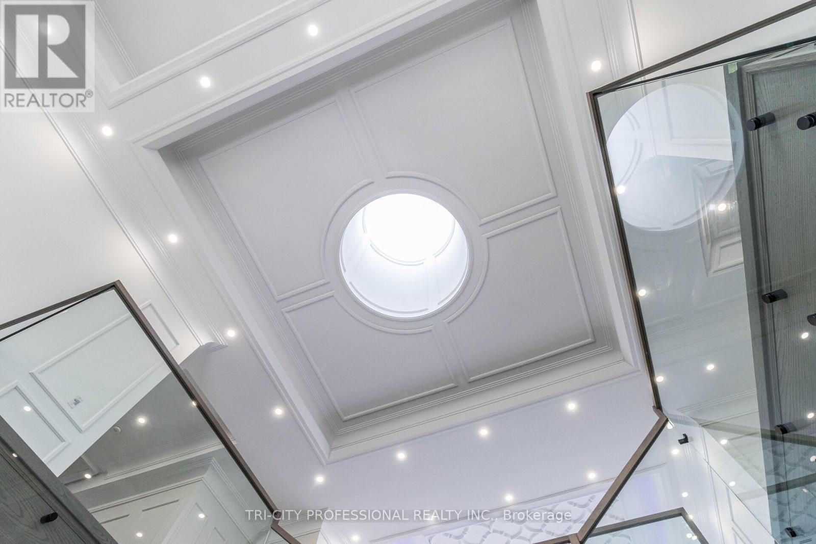 27 Morris Court, Brampton, Ontario  L6P 0G7 - Photo 38 - W12991948