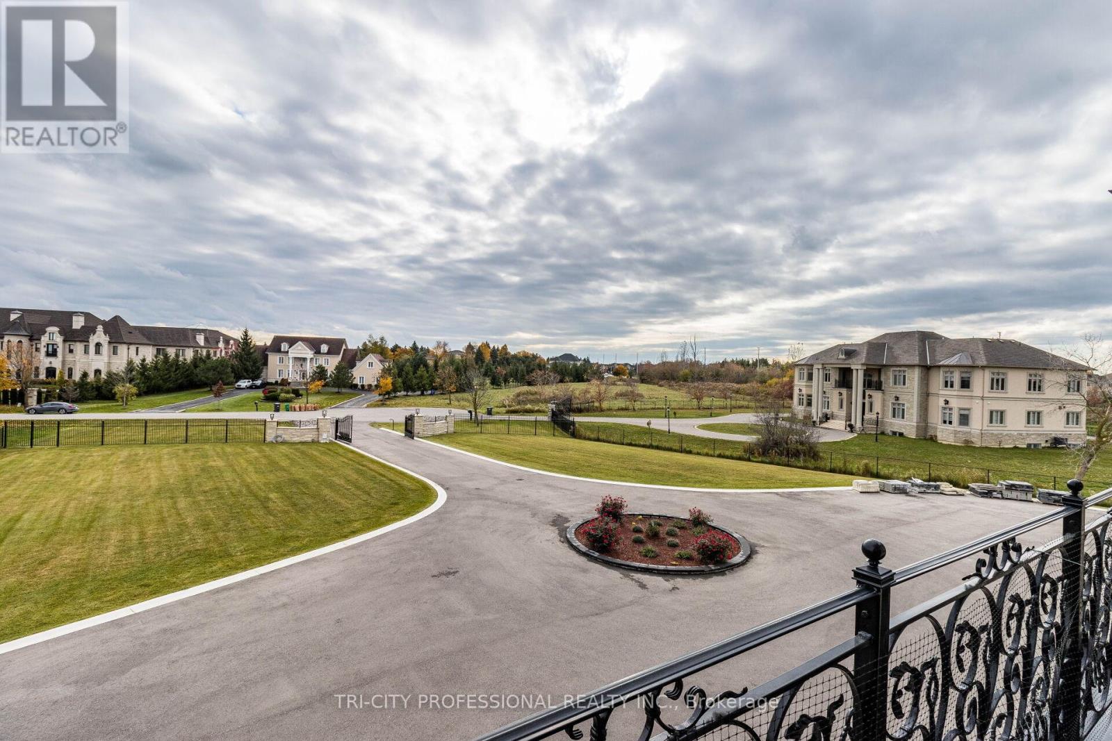 27 Morris Court, Brampton, Ontario  L6P 0G7 - Photo 43 - W12991948