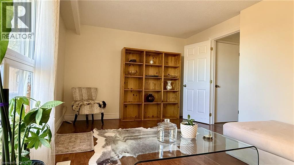 223 Pioneer Drive Unit# F39, Kitchener, Ontario  N2P 1L9 - Photo 5 - 40820224