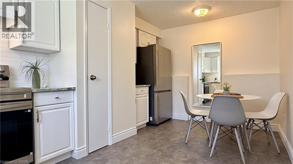 223 Pioneer Drive Unit# F39, Kitchener, Ontario  N2P 1L9 - Photo 8 - 40820224