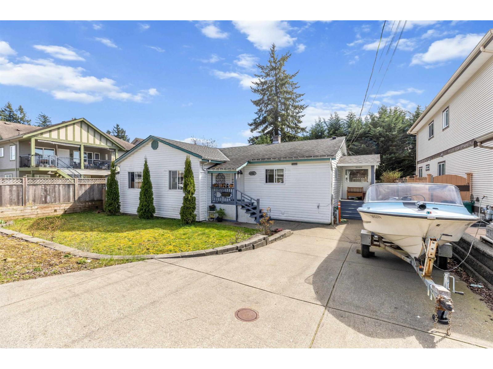 32622 Egglestone Avenue, Mission, British Columbia  V4S 1A2 - Photo 2 - R3107573