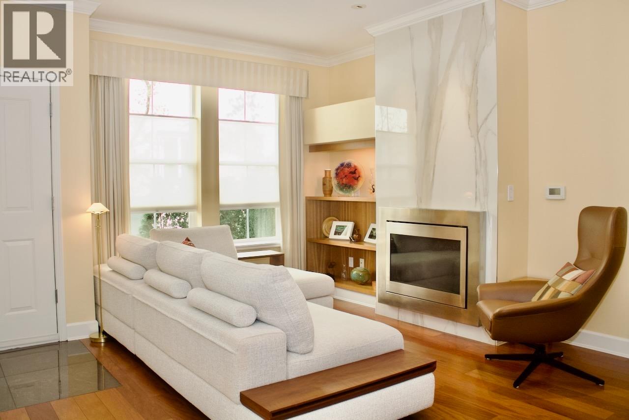 1934 Haro Street, Vancouver, British Columbia  V6G 1H6 - Photo 3 - R3110330