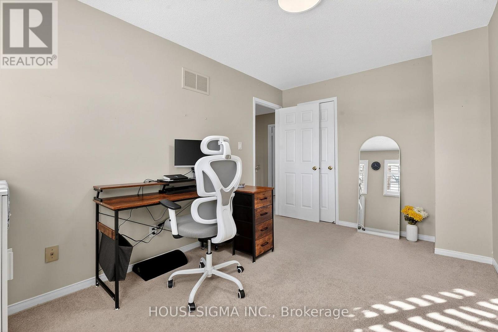 2 - 14 Huntingwood Avenue, Hamilton, Ontario  L9H 6X3 - Photo 24 - X12991698