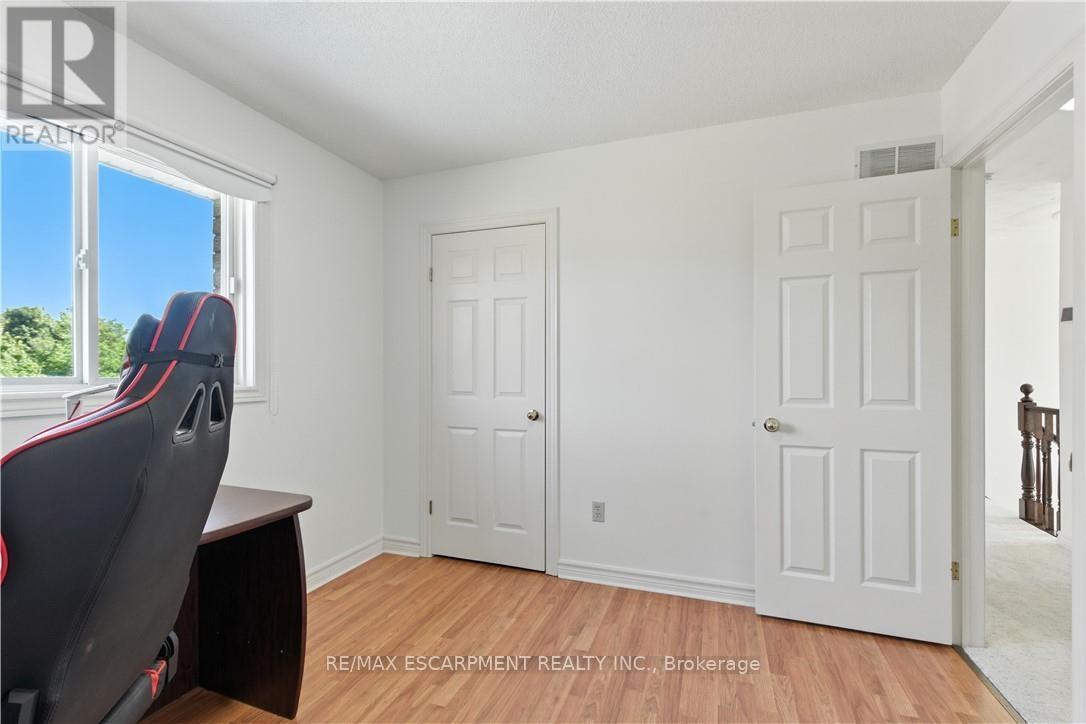 10 Shadowdale Drive, Hamilton, Ontario  L8E 5E7 - Photo 30 - X12991700