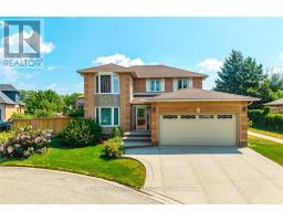 10 SHADOWDALE DRIVE, Hamilton, Ontario